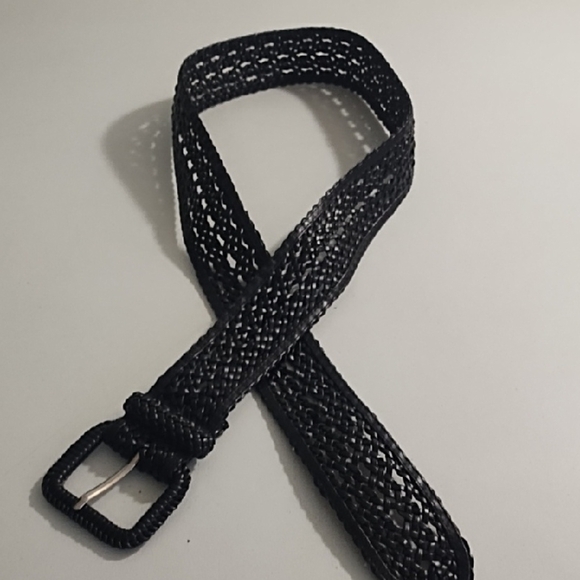 Elegant Black Woven Belt - Picture 12 of 12